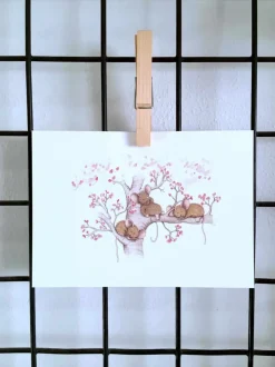 New Ansichtkaart Slapende muisjes bloesemboom Wenskaarten